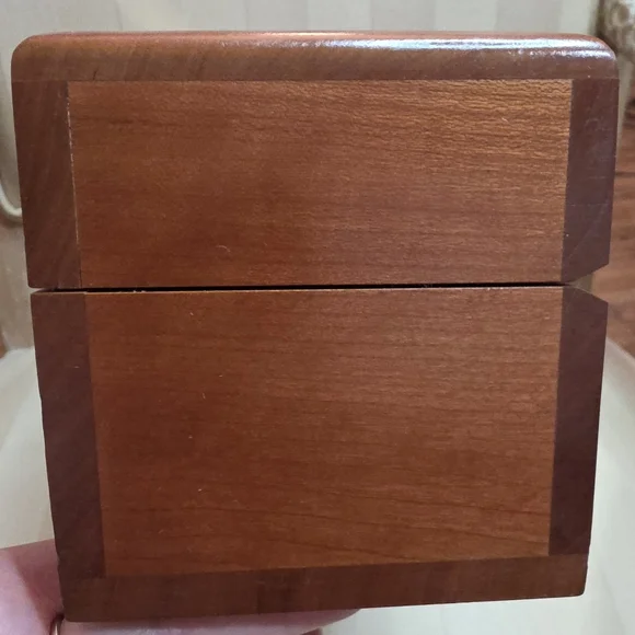 CRISTAL ROSE LOUIS ROEDERER RARE HANDMAID CHAMPAGNE BOX REIMS FRANCE Ex Cond - Picture 12 of 15